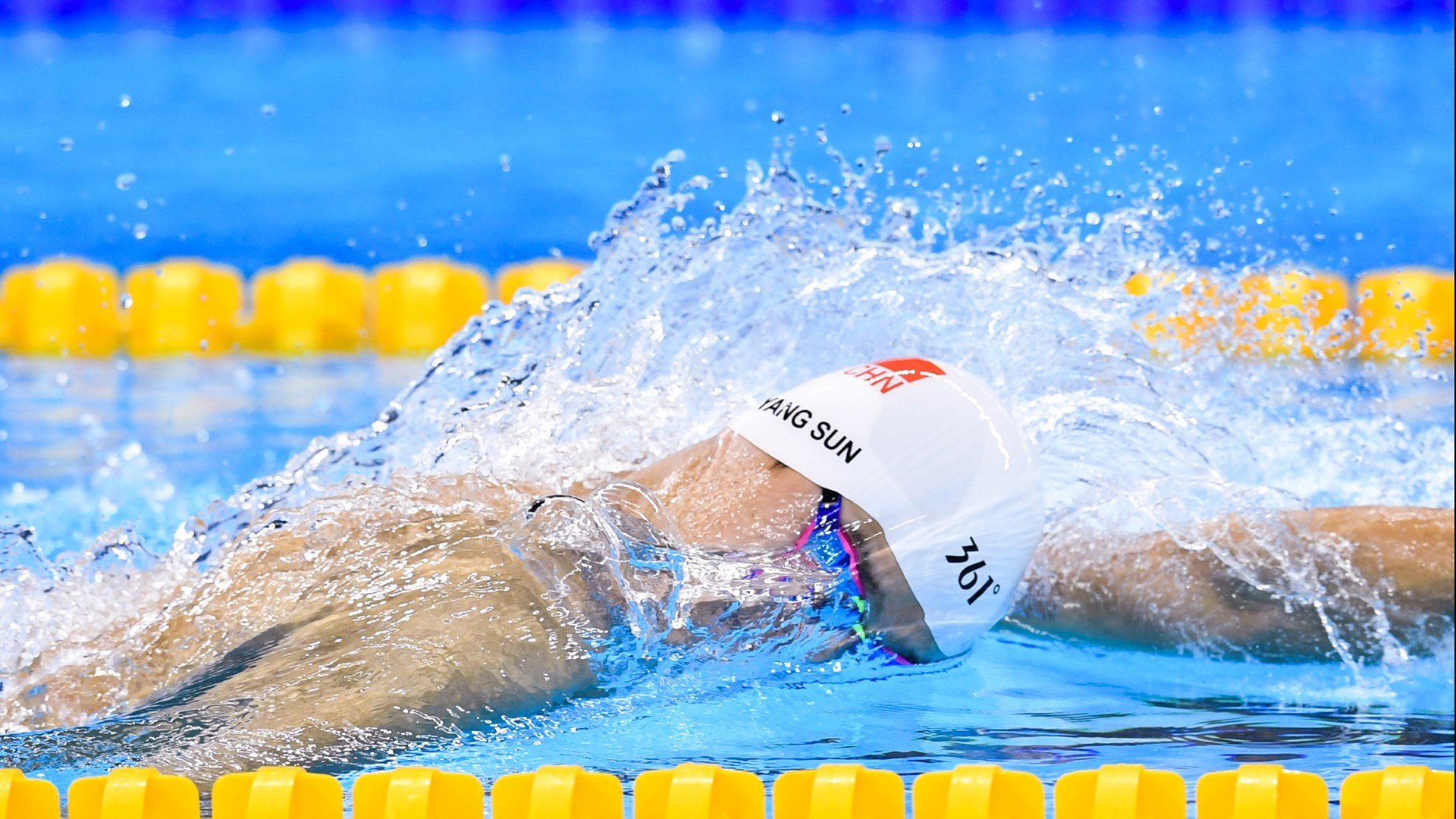 年度焦点之战之夜，福克斯成为胜负手